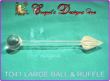 LARGE BALL AND RUFFLE MULTIPLE USE TOOL