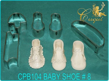 Baby Shoe Cutter Miniature N° 8