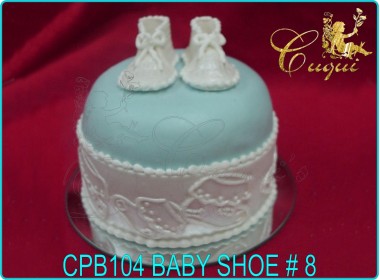 Baby Shoe Cutter Miniature N° 8