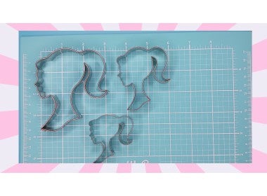 BARBIE SILHOUETTE SET CUTTER